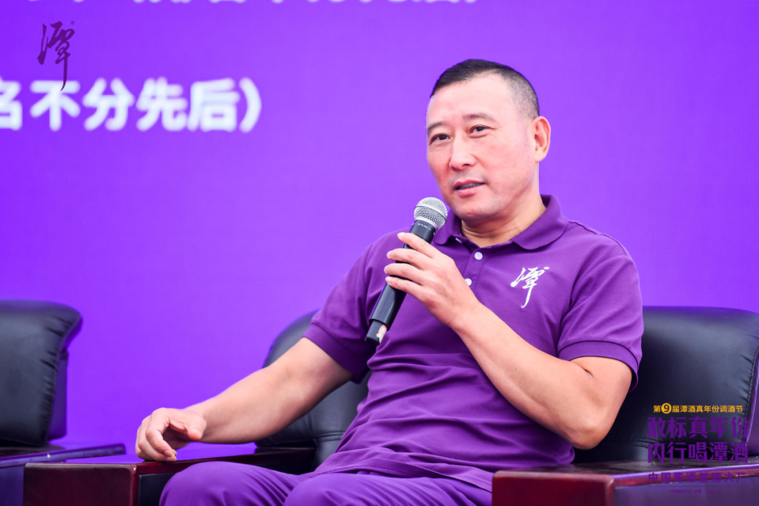 奇异果体育app网页版第九届真年份调酒节